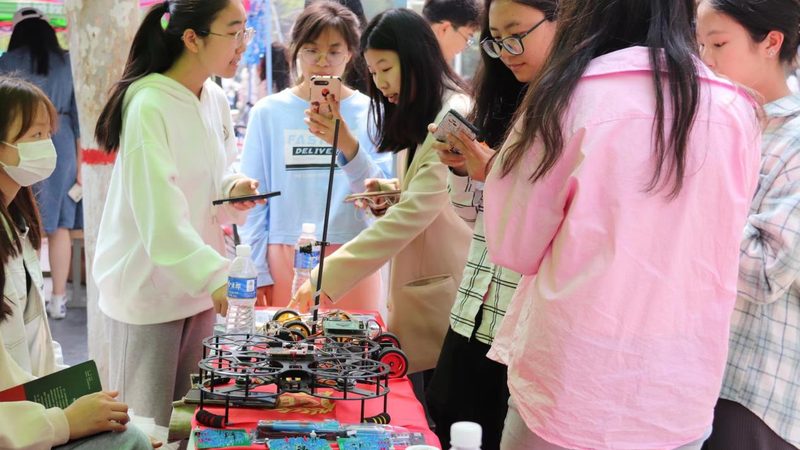 上海制造业数据中台：构建智能生产的关键一步